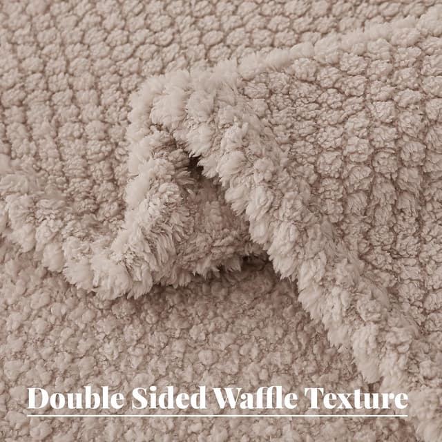 Detalle 2 de Whale Flotilla Plaid en microfibre polaire 130x170 cm camel – couverture douce et chaude
