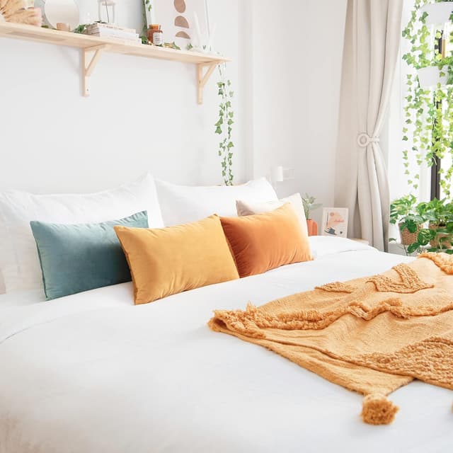 Thumbnail 4 de MONDAY MOOSE 12x20 Velvet Throw Pillow Covers ๐