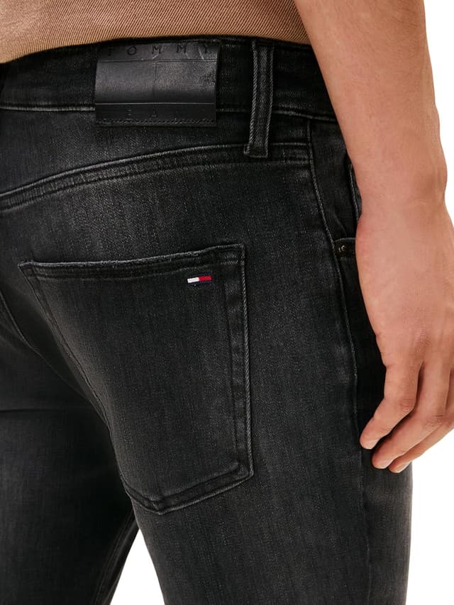 Detalle de Tommy Jeans Men’s Scanton Slim jeans (DI1286 DM0DM22156) — slim straight 5-pocket