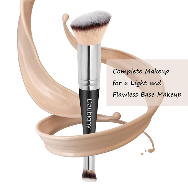Detalle de Daubigny Dual-Ended Foundation & Concealer Makeup Brush (Angled)