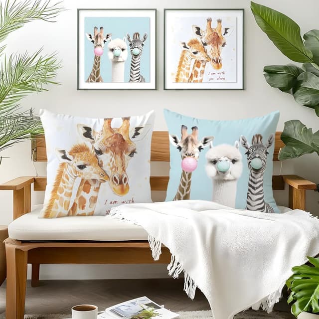 Detalle 2 de LANBEIDE Giraffe Cushion Covers Set of 2 (45 x 45cm) – polyester throw pillow cases with hidden zip