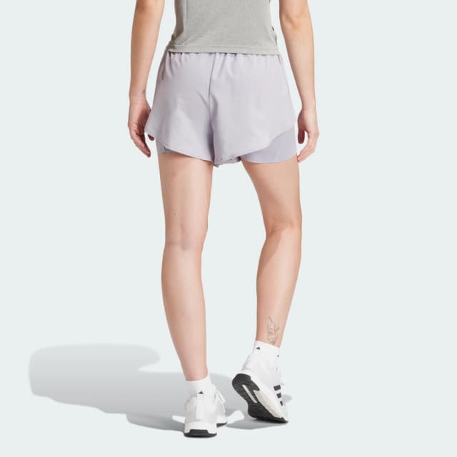 Detalle 2 de Adidas pantalón corto de entrenamiento 2 en 1 gris