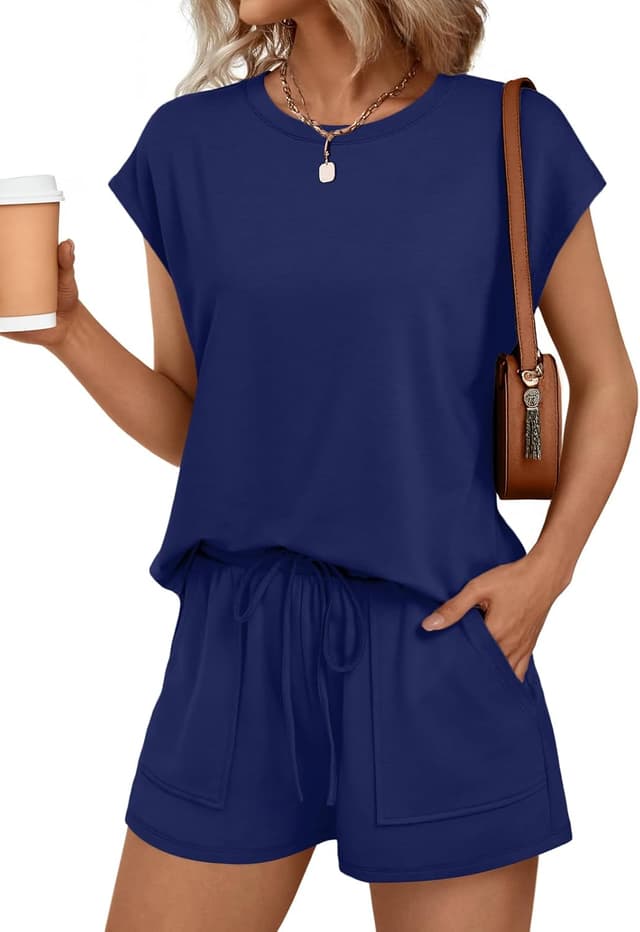 Detalle de AUTOMET Womens Crew Neck Two-Piece Short Set with Pockets & Drawstring