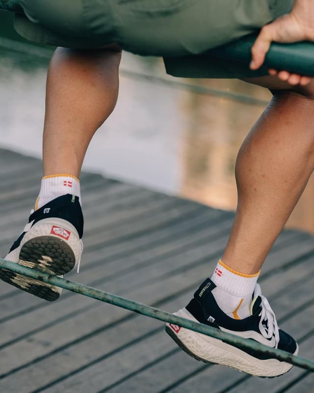 Detalle de DANISH ENDURANCE Kurze Sportsocken aus Bio-Baumwolle im 3er/6er Pack – Sneaker- und Fitness-Socken mit Anti-Blasen