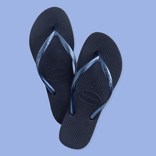 Detalle 2 de Havaianas Slim para mujer: chanclas elegantes con suela texturizada para agarre
