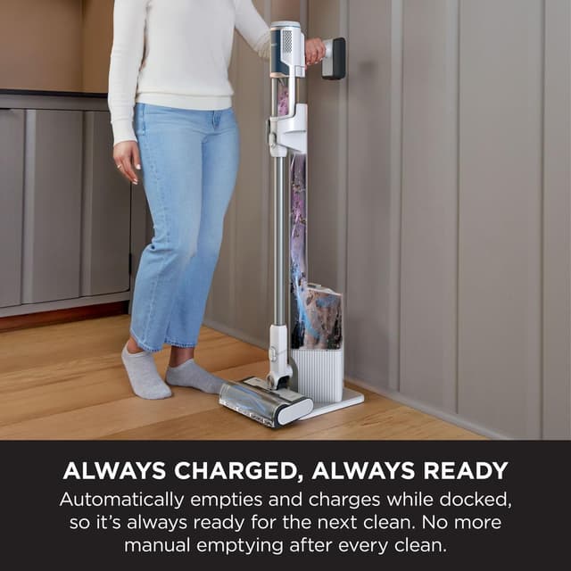 Detalle 2 de Shark Clean & Empty Cordless Vacuum Cleaner with Auto-Empty System (BU3521UK) – lightweight anti hair wrap with dock