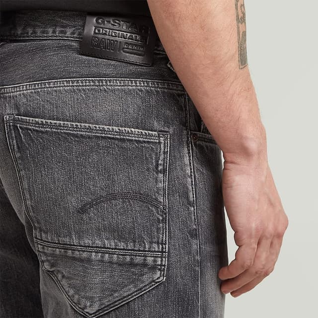 Detalle de G-Star Men’s Morry FWD Regular Tapered Jeans with five-pocket design