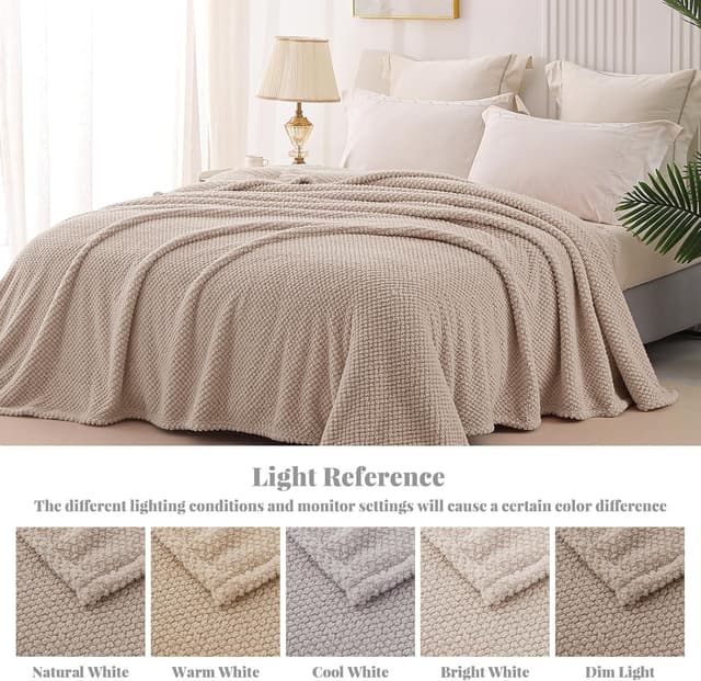 Detalle 2 de Whale Flotilla Plaid en microfibre polaire 130x170 cm camel – couverture douce et chaude