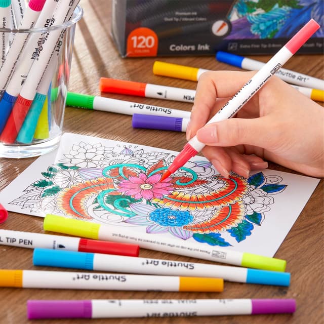 Thumbnail 6 de Shuttle Art Dual Tip Brush Pens Set (120 colours) with colouring book