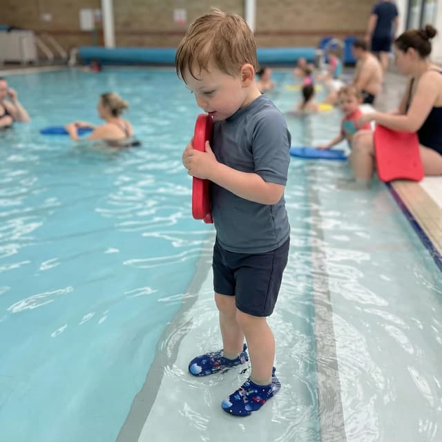 Detalle de todaysunny Kids Water Shoes – Quick-dry, Non-slip Outdoor Water Trainers