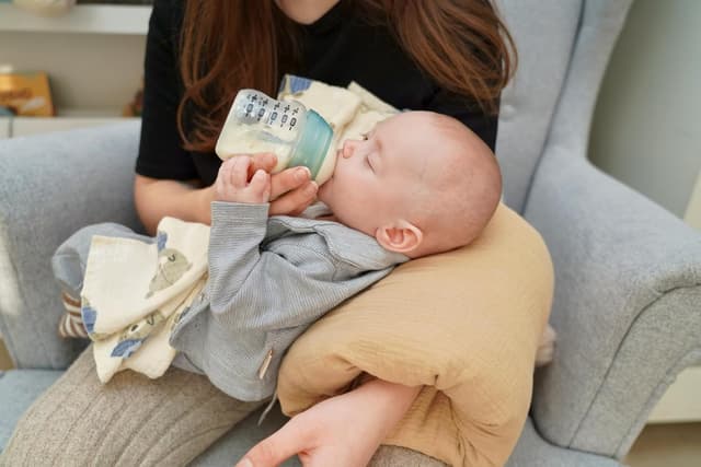 Thumbnail 5 de Stillkissen Musselin klein 20 cm 🤱