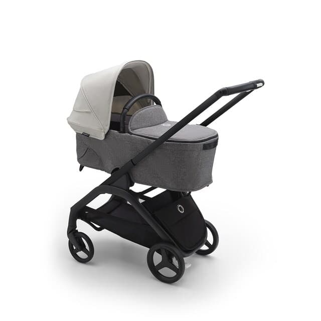 Detalle de Bugaboo Dragonfly dúo base negro, capazo gris melange 🚼