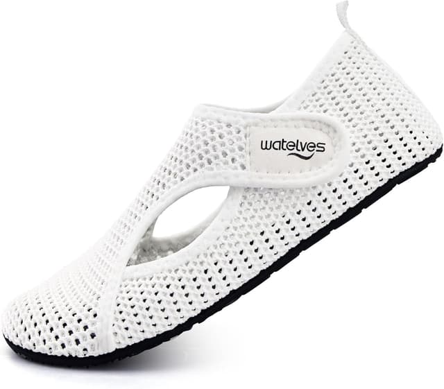 Detalle de WateLves Water Shoes for Men & Women – Quick-Dry Aqua Socks with Adjustable Magic Tape