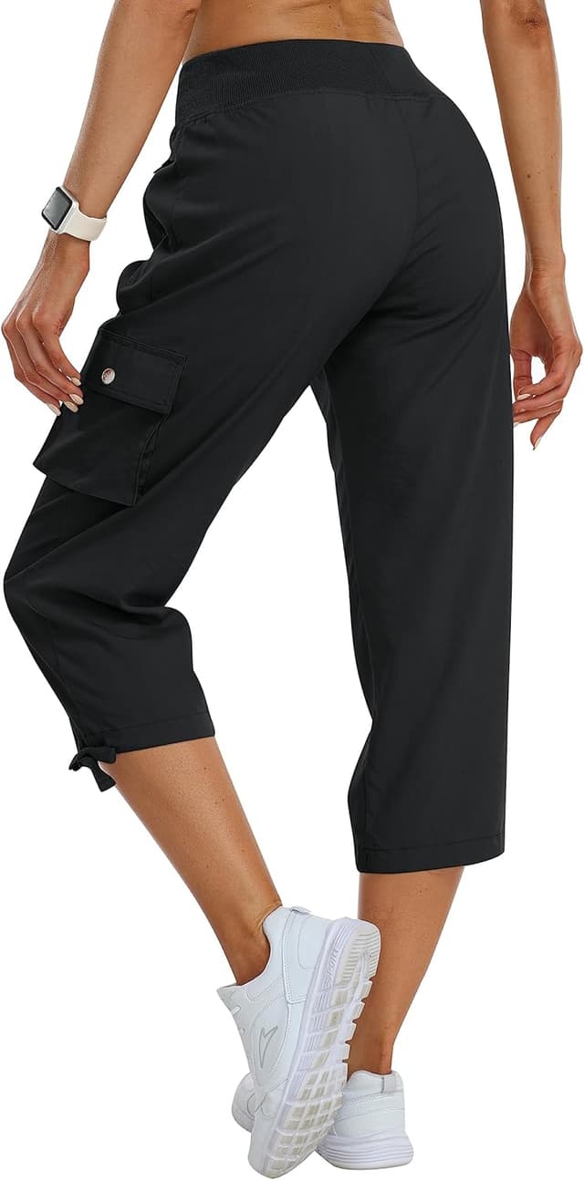 Detalle de MoFiz Cargo Capris for Women, Quick Dry