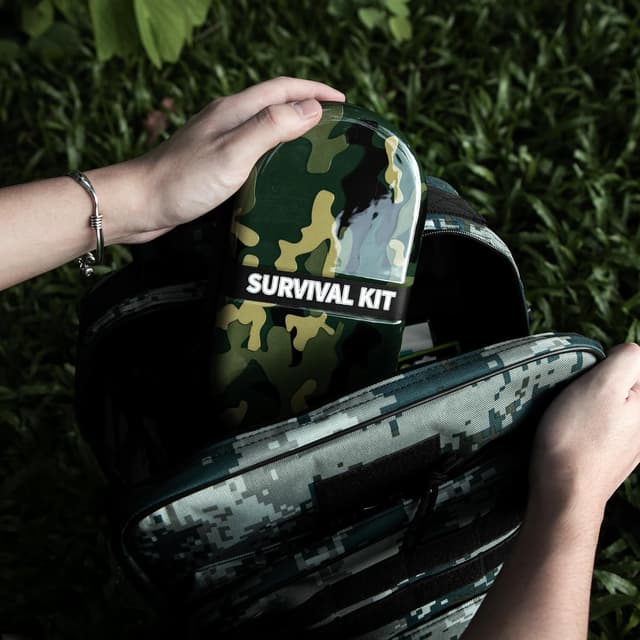 Thumbnail 6 de Survival Kit Waterproof PVC First Aid Kit (16 outdoor + 10 basic first aid accessories) – ideal for hiking, camping & emergency travel