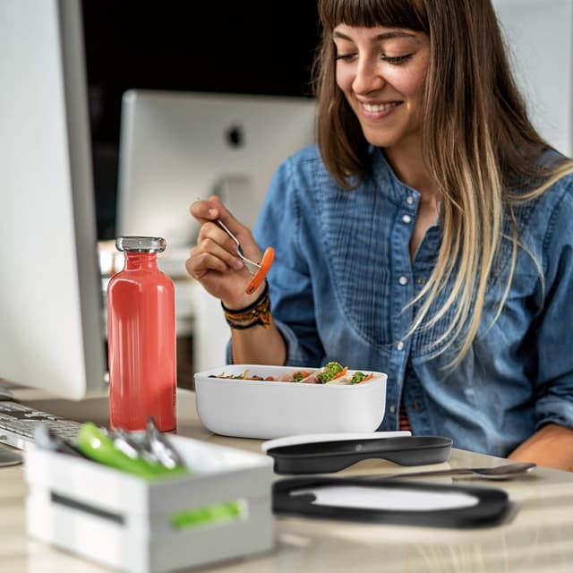 Detalle de Lunch box Guzzini On The Go 900 cc