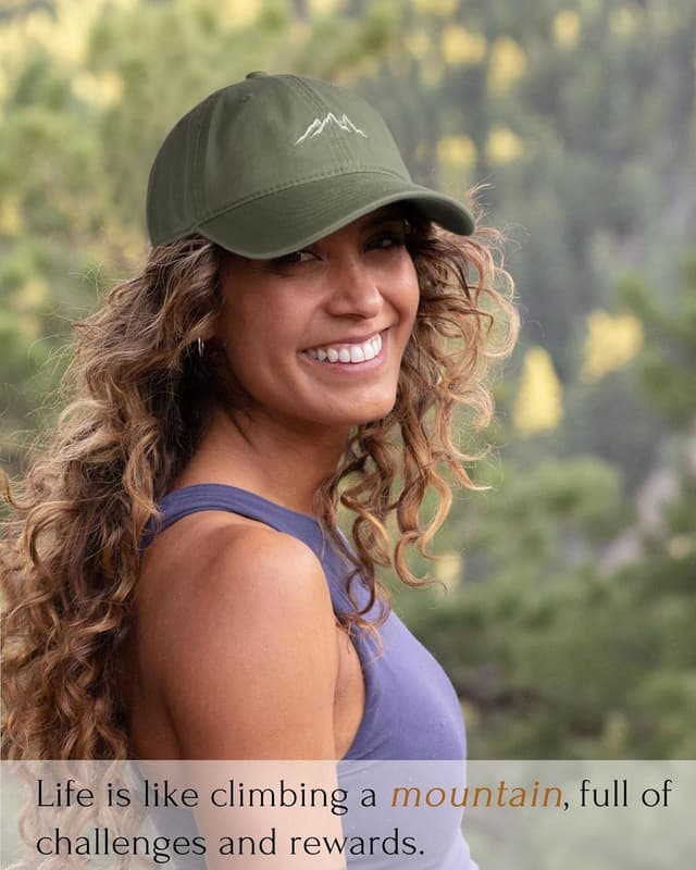 Detalle de FURTALK washed cotton mountain embroidery baseball cap (unstructured dad hat) with adjustable bronze buckle