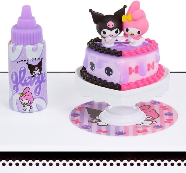 Detalle de MGA Miniverse Make It Mini Hello Kitty Series 2 (2 Pack)