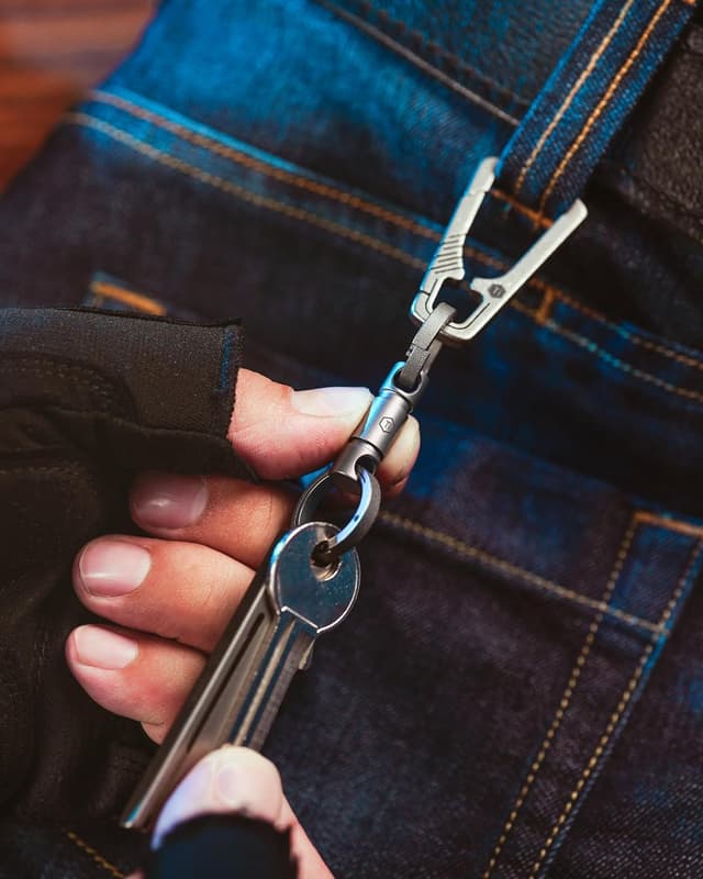 Thumbnail 6 de KeyUnity Detachable Key Ring Connector (Ti-6Al-4V) with 360° Swivel – Double-end titanium key organiser