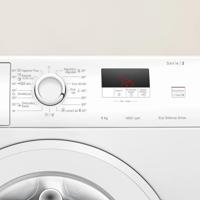 Detalle 1 de Bosch WGE03400EP lavadora 8 kg y 1400 rpm