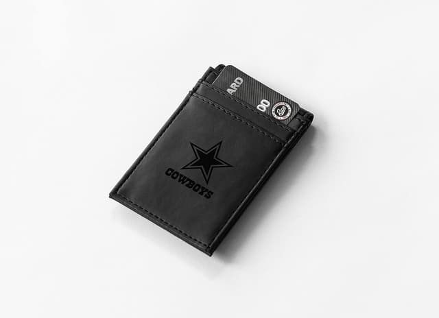 Detalle 2 de Rico Industries Laser Engraved Front Pocket Wallet (Dallas Cowboys, Black)