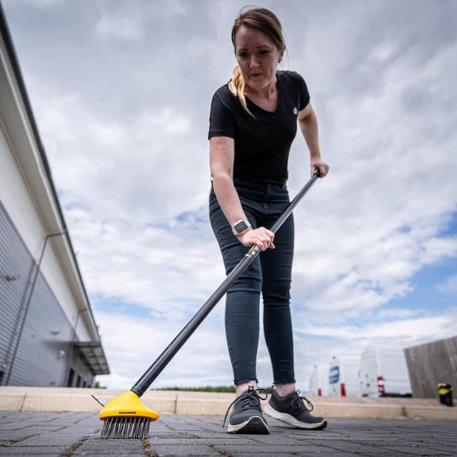 Detalle 2 de Roughneck ROU52090 patio brush set 3 piece