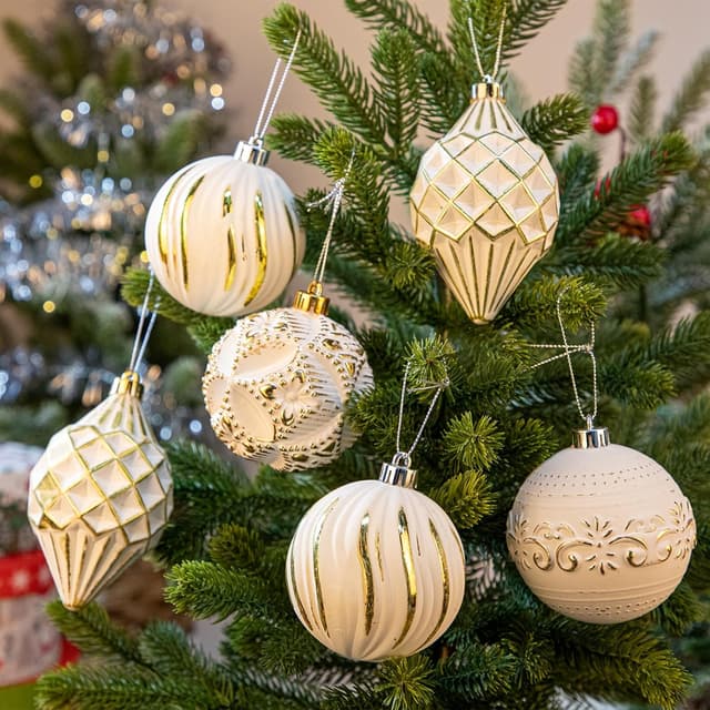 Detalle de Oairse 16-piece Christmas tree baubles set (shatterproof) in white and gold
