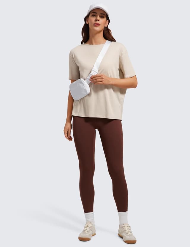 Detalle de T-shirt d’été CRZ YOGA en coton Pima pour femme – ample, léger et manches courtes