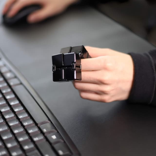 Thumbnail 6 de Funxim Infinity Cube fidget toy for stress relief