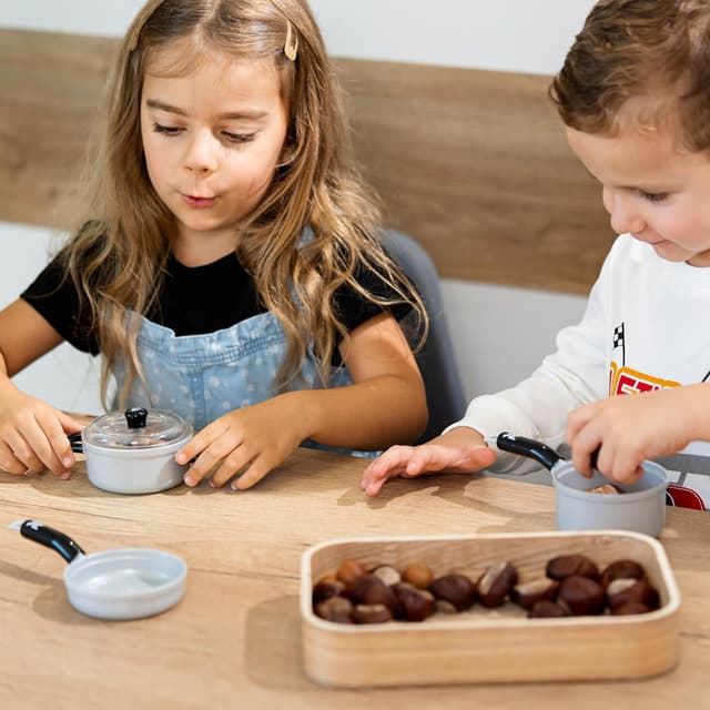 Detalle 2 de Theo Klein 9435 WMF Ollas y Sartén Juguete