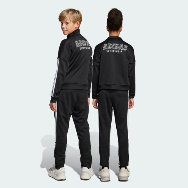 Detalle 2 de Adidas Pantalón House of Tiro para adolescentes en negro