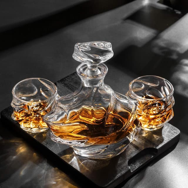 Detalle 2 de KANARS Whiskey-Gläser & Karaffe-Set (750 ml) mit 4 Gläsern, bleifreies Kristall, 5-teilig