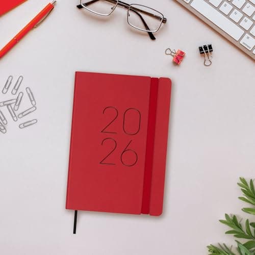 Detalle 2 de Finocam Agenda 2026 1 día/página, Tapa blanda roja 📓
