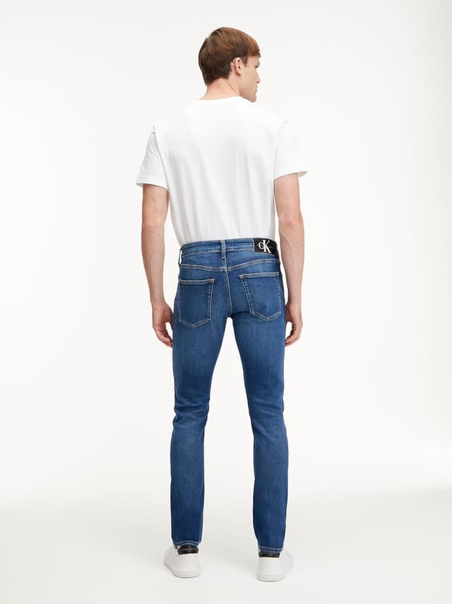 Detalle 2 de Calvin Klein Men’s Mid Rise Slim Jeans (five-pocket stretch denim)