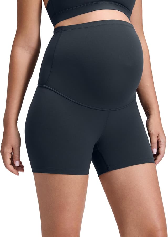 Detalle de CRZ YOGA Butterluxe — short de maternité pour yoga et post-partum (taille très haute, coupe ventre)