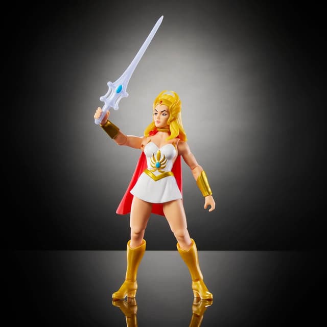 Detalle 1 de Masters of the Universe Origins She-Ra 🗡️ Figura de 14cm, Heroína de los 80