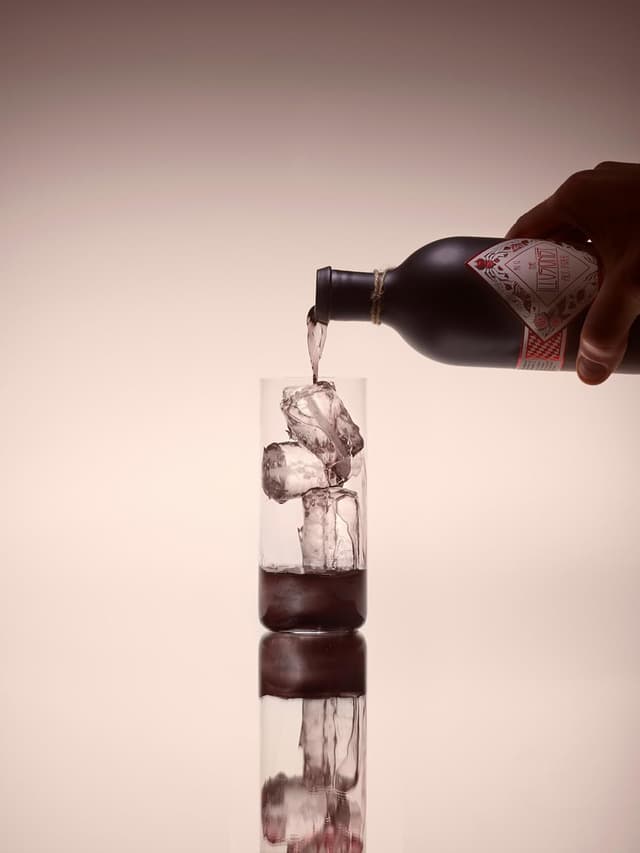 Thumbnail 3 de The Illusionist Distillery Alc. Free 500 ml