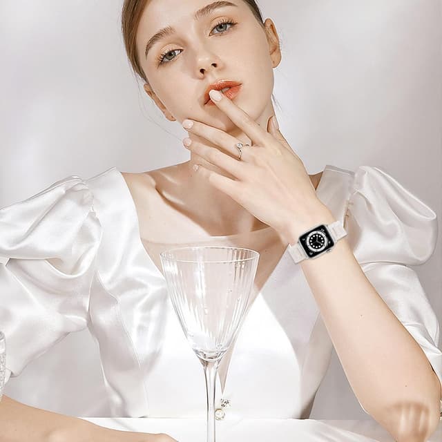 Detalle 2 de V.R.HOPE Modern Resin Strap for Apple Watch (Fluorescent White–Rose Gold) – 42mm to 49mm