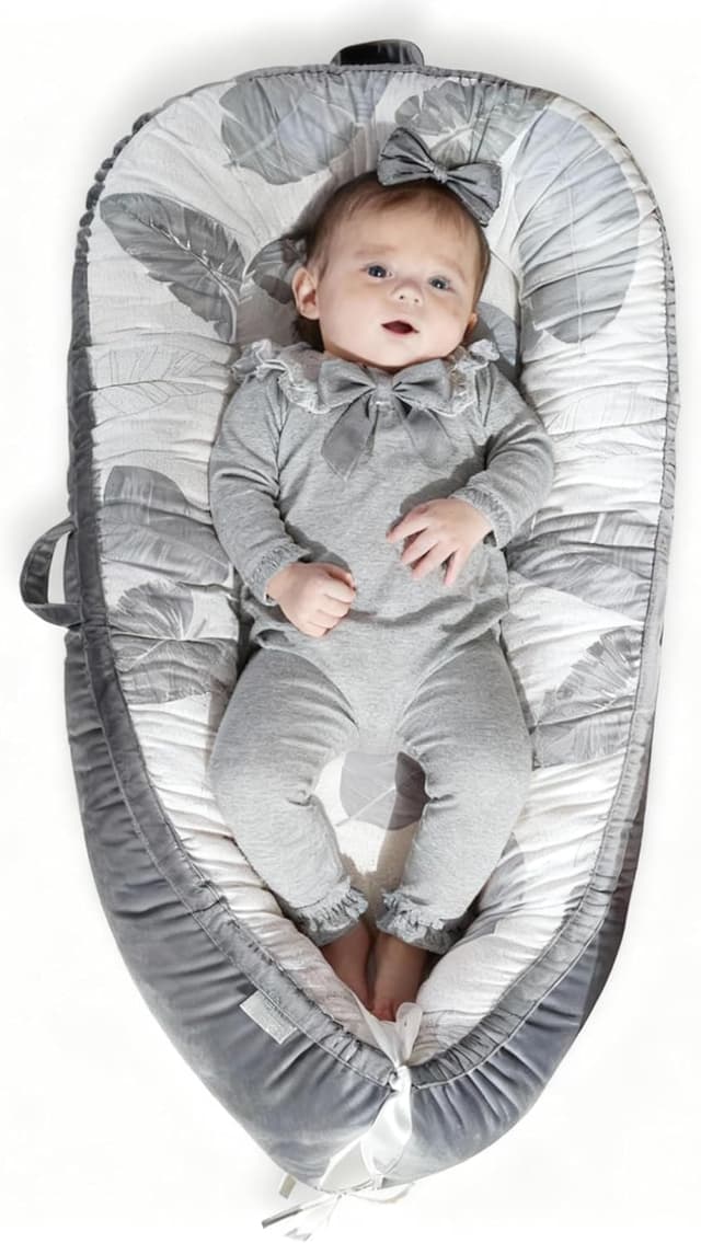 Detalle de EAQ Baby Nest Pod 0–12 months baby lounger