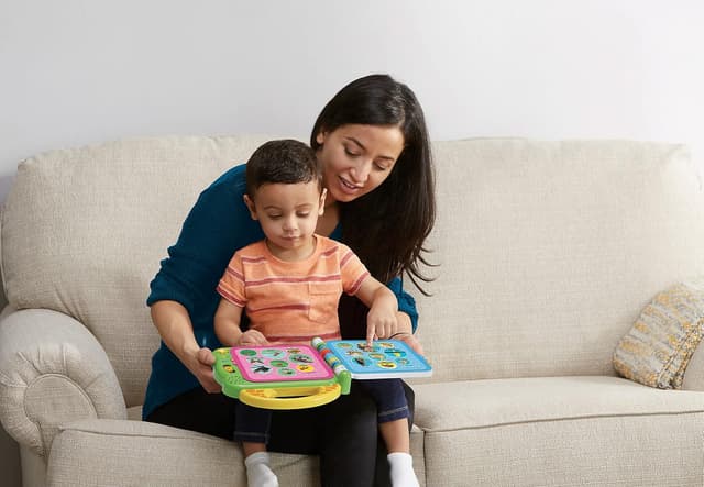 Detalle 2 de Vtech Baby Mein 100-Wörter-Buch Tiere (80-609544) – interaktives Bildwörterbuch für erste Tierwörter