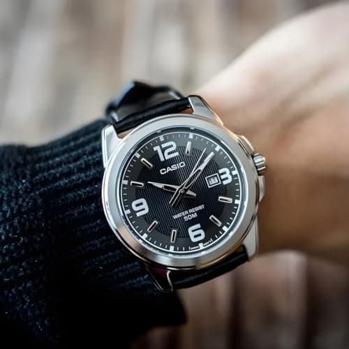 Detalle 2 de Casio MTP-1314PL-8AVEF Reloj 50 m