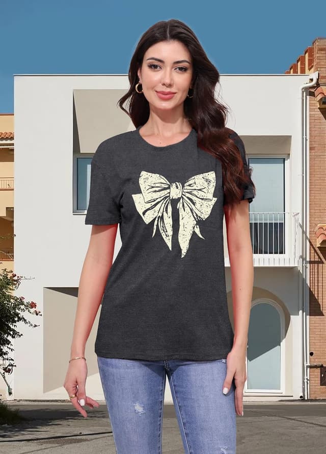 Detalle de Qskall Women’s Bow T-Shirts with Leopard Print & Bowknot – Soft, Comfortable Everyday Tee