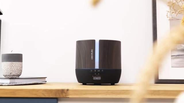 Detalle 2 de Cecotec PureAroma 550 Connected — difusor de aromas