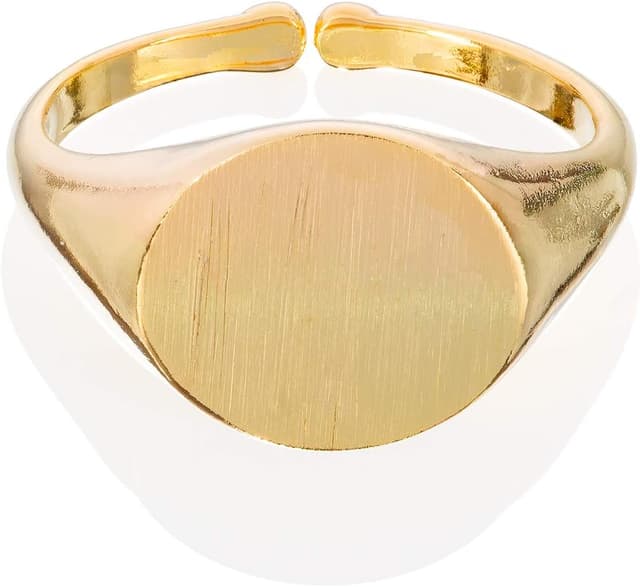 Detalle de Anello regolabile Namana con sigillo rotondo classico e finitura spazzolata (ottone placcato oro 14 carati)