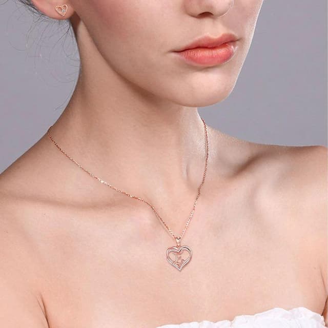 Detalle 2 de INFUSEU collana lettera A cuore, 20 pollici