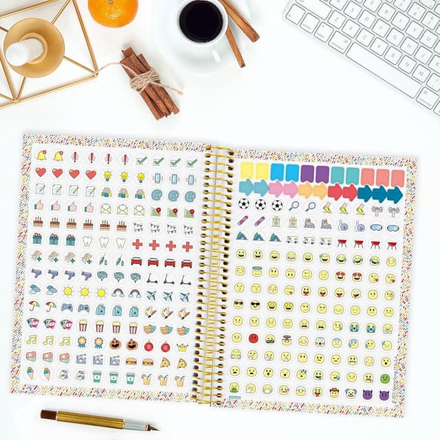 Detalle 2 de Finocam Agenda Secundaria 1 día página Curso 2025–2026