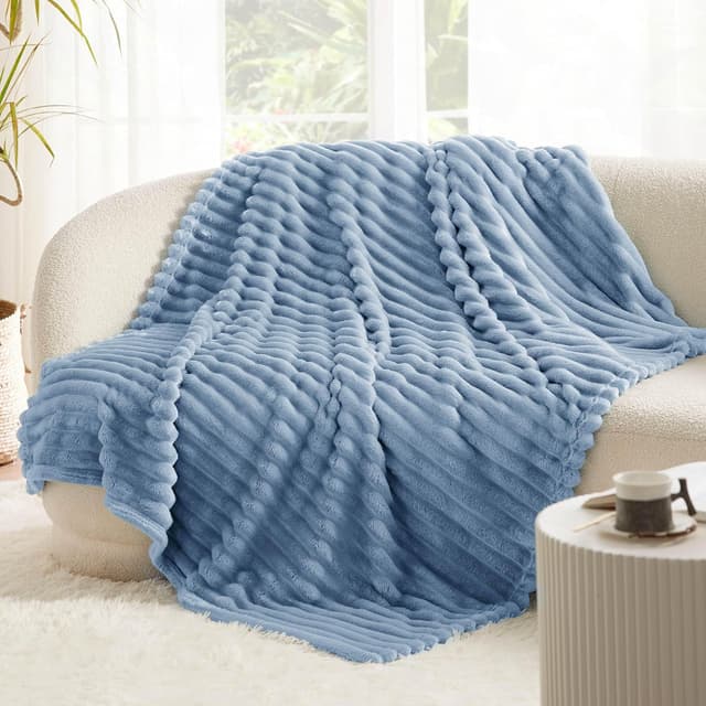Detalle de Bedsure Fleece Throw Blanket for Bed in Ashley Blue (150x200 cm)