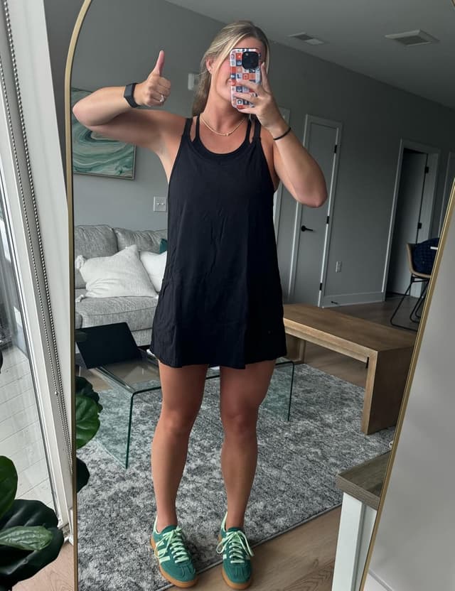 Detalle de Zhiyouni Women’s Sleeveless V-Neck Mini Dress with Built-In Shorts