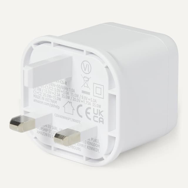 Detalle 2 de Amazon Basics Fast Charging USB-C Nano GaN Wall Charger (65W, 1-Port) with PD 3.1