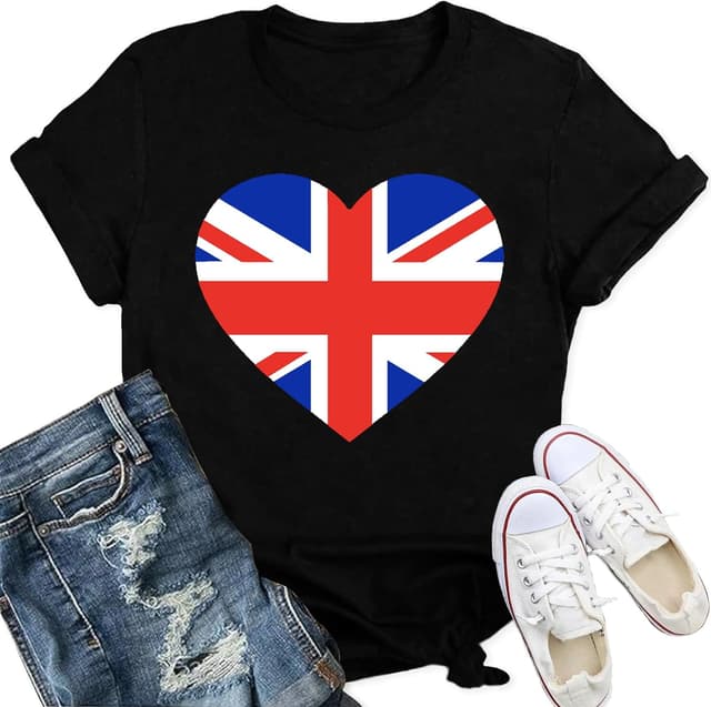 Detalle de Qskall women’s Union Jack T-shirt with heart print – British flag themed tee top